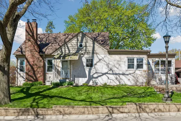 1265 Schletti ST, Saint Paul, MN 55117