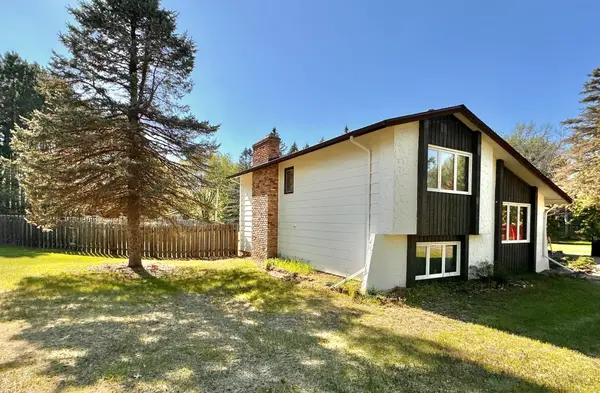 15106 E Vermillion CIR NE, Andover, MN 55304