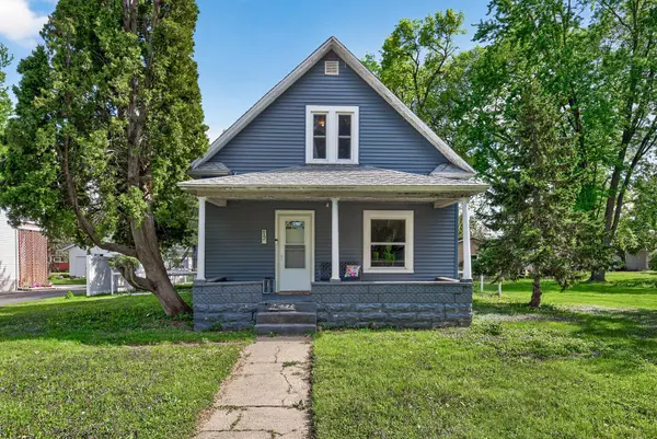 612 Spruce ST, Farmington, MN 55024