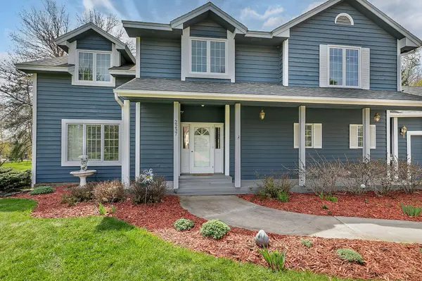 2237 Chelmsford LN, Saint Cloud, MN 56301