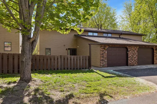 434 E 11th ST #J, New Richmond, WI 54017