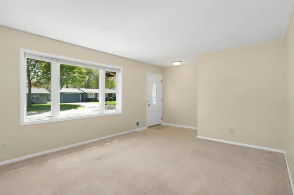 2298 Pleasant View DR, New Brighton, MN 55112