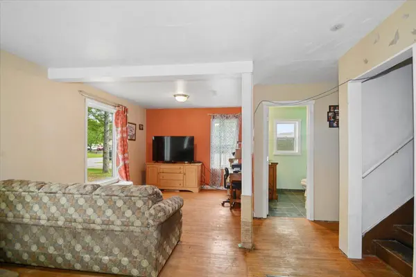 300 Evergreen ST, Mora, MN 55051