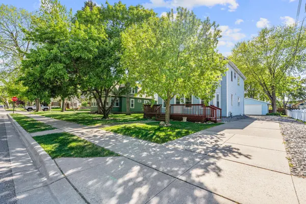 109 2nd AVE NE, Osseo, MN 55369