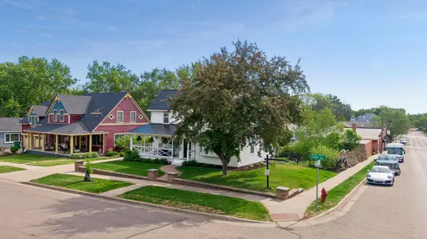 823 5th ST S, Stillwater, MN 55082