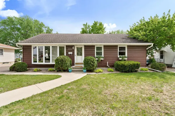 2106 6th AVE NE, Austin, MN 55912