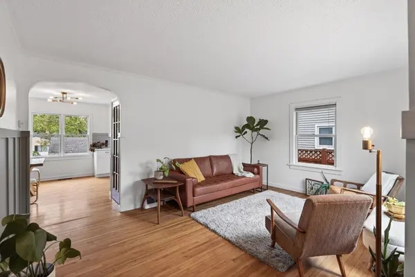 2937 Hampshire AVE S, Saint Louis Park, MN 55426