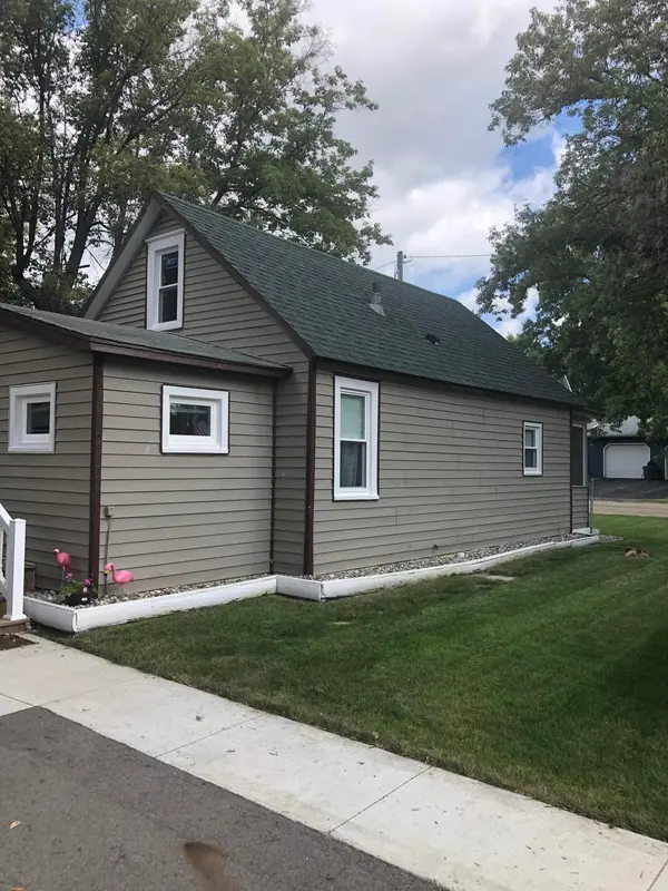 405 Hoff AVE, Vining, MN 56588