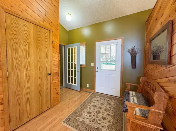 2216 Ridgewood DR, Fergus Falls, MN 56537