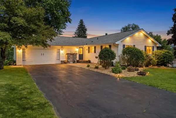 30125 Neal AVE, Lindstrom, MN 55045