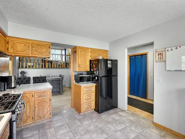 2695 196th AVE NE, Cedar, MN 55011