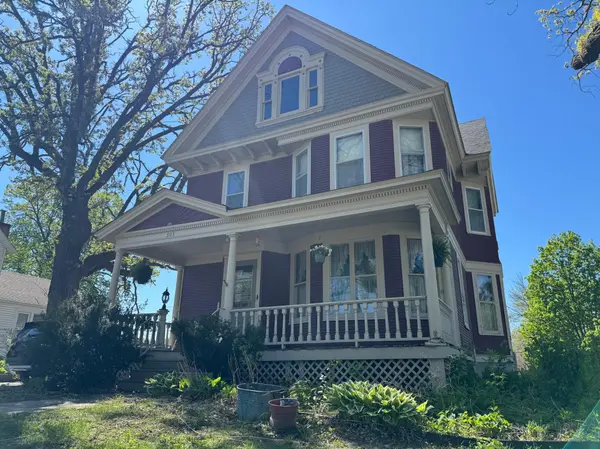 303 E Academy ST, Owatonna, MN 55060