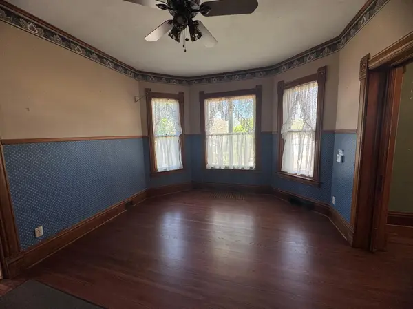 303 E Academy ST, Owatonna, MN 55060