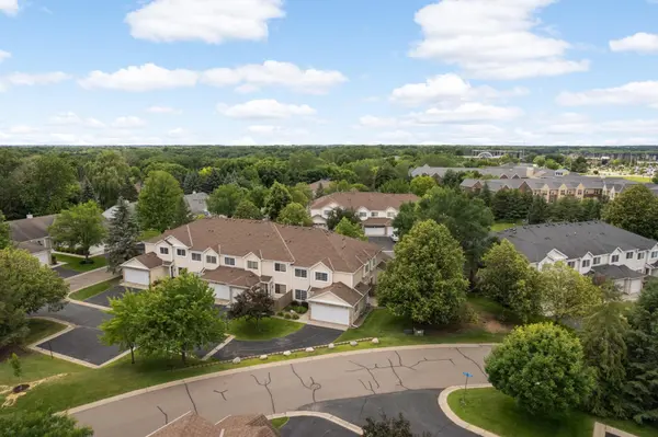 11200 Providence LN, Eden Prairie, MN 55344