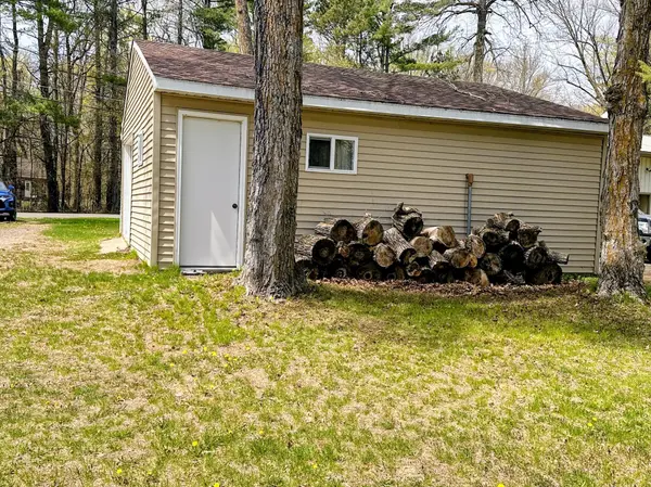 48386 188th AVE, Mcgregor, MN 55760