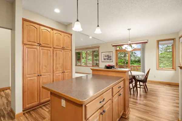 13009 Garvin Brook LN, Apple Valley, MN 55124