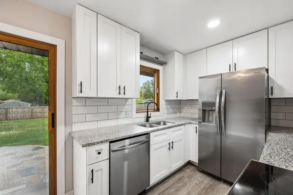 321 109th AVE NW, Coon Rapids, MN 55448