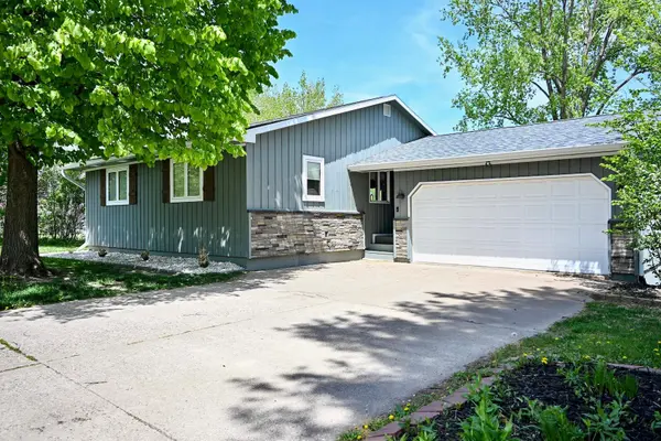208 Alpine RDG, Wabasha, MN 55981