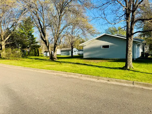 703 6th ST SW, Little Falls, MN 56345