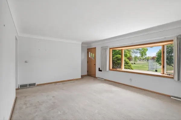 625 Jefferson ST, Anoka, MN 55303