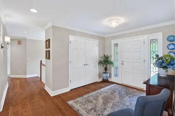 12400 Huntingdon LN, Minnetonka, MN 55305