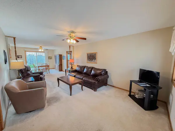 2411 Kenwood DR SW, Willmar, MN 56201