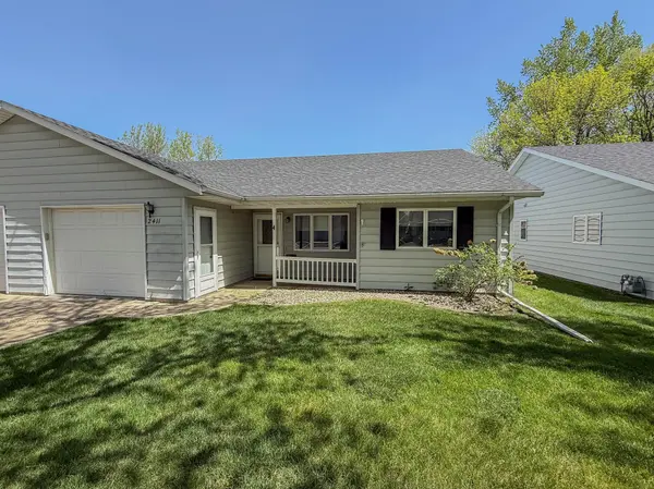 2411 Kenwood DR SW, Willmar, MN 56201