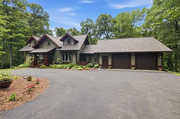 29437 Sioux DR, Breezy Point, MN 56472
