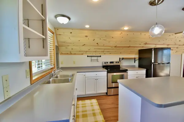 12701 183rd ST, Cold Spring, MN 56320