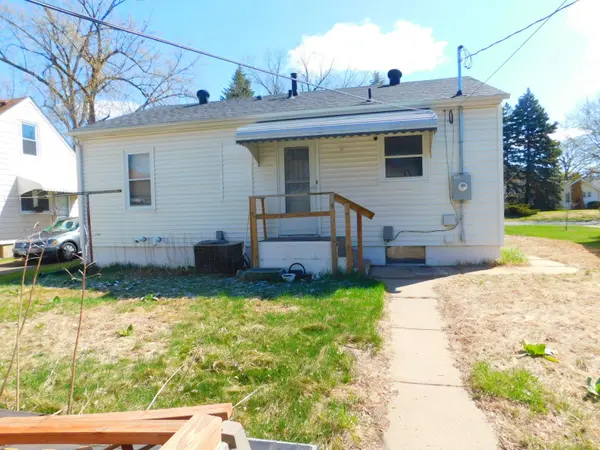 4510 6th ST NE, Columbia Heights, MN 55421