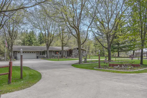 5101 Ulster RD, Rice, MN 56367