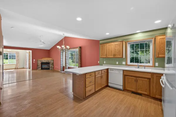 265 Maple LN, Big Lake, MN 55309