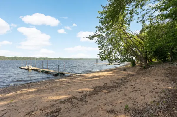 145 Lakeland Shores RD N, Lakeland Shores, MN 55043