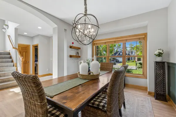 10423 Raleigh RD, Woodbury, MN 55129