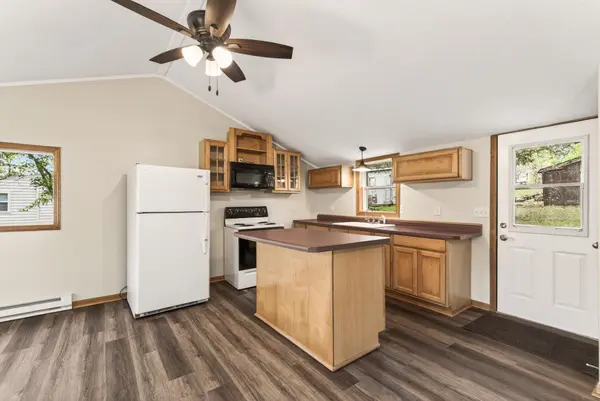11073 Hoyer AVE NW, Annandale, MN 55302