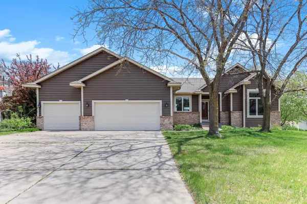 3749 Fox TRL,  Saint Bonifacius,  MN 55375