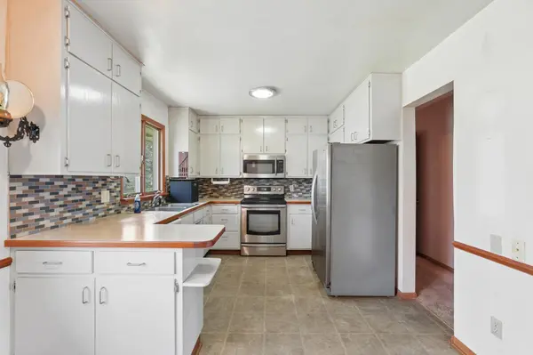 30625 Broadway ST, Lindstrom, MN 55045