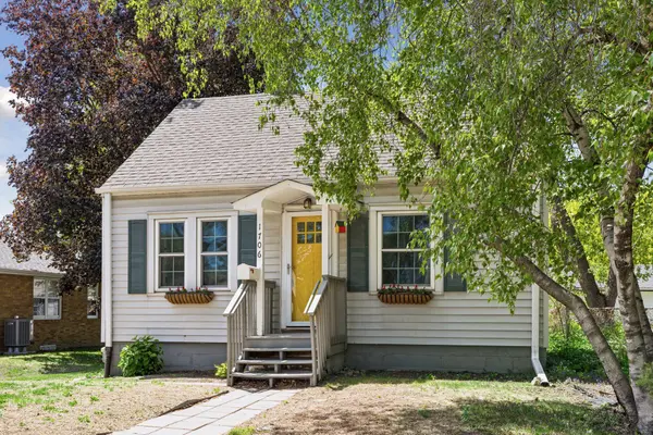 1706 Buchanan ST NE, Minneapolis, MN 55413