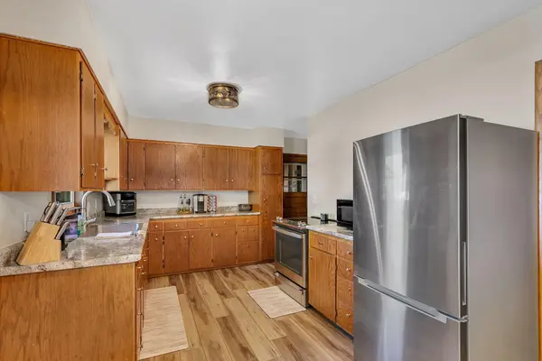 709 S Miller AVE, Litchfield, MN 55355