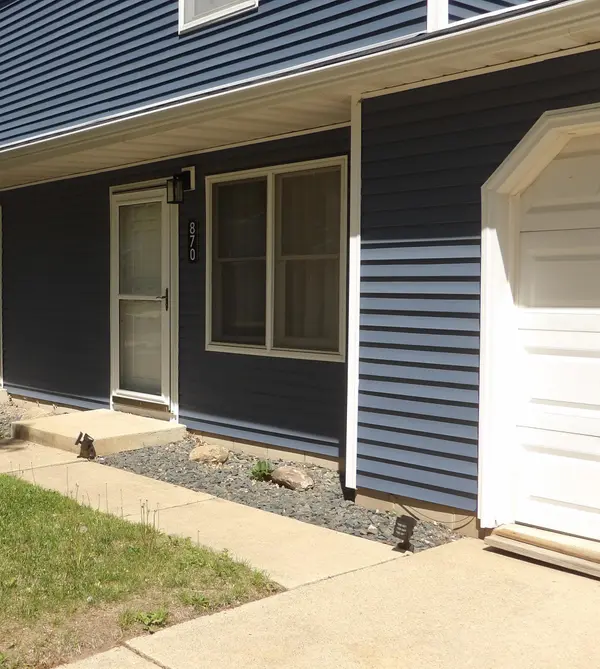 870 W Village CIR SE, Rochester, MN 55904