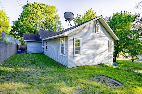 409 N Adams ST, Saint Croix Falls, WI 54024