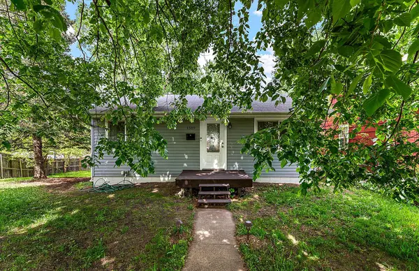 1509 Concord ST S, South Saint Paul, MN 55075