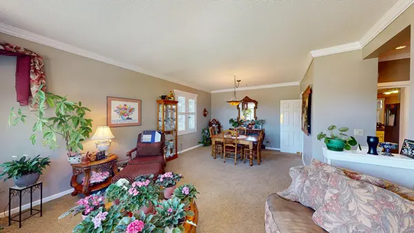 1401 Martin RD, Albert Lea, MN 56007