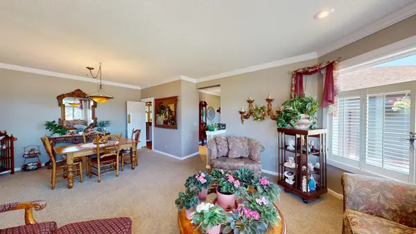 1401 Martin RD, Albert Lea, MN 56007
