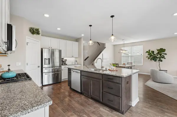 15643 Eddy Creek WAY, Apple Valley, MN 55124