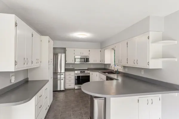 1000 Summerfield DR, Northfield, MN 55057