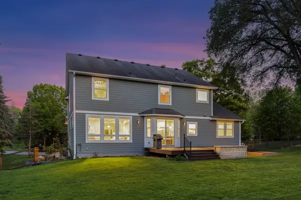 13222 Dahlgren RD, Minnetonka, MN 55305