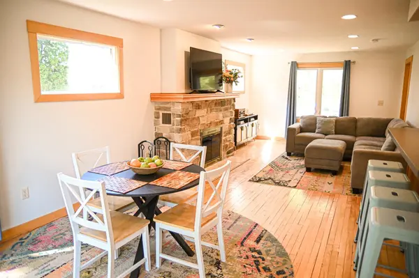 132 S Washington AVE, New Richmond, WI 54017