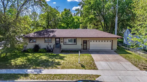 803 25th AVE N, Saint Cloud, MN 56303