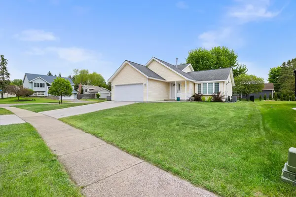 3274 12th AVE, Anoka, MN 55303